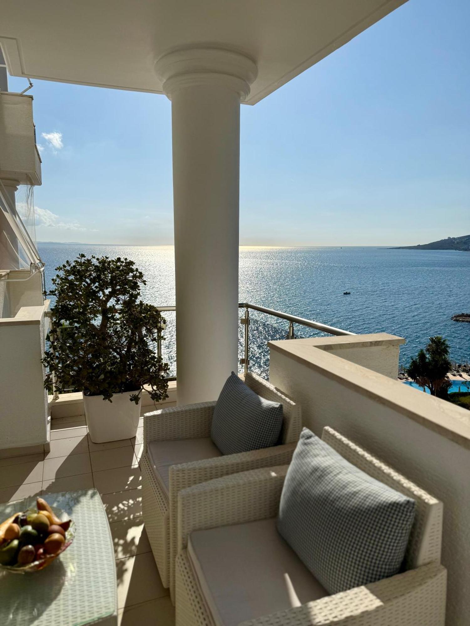 Limani Deluxe Sarandë